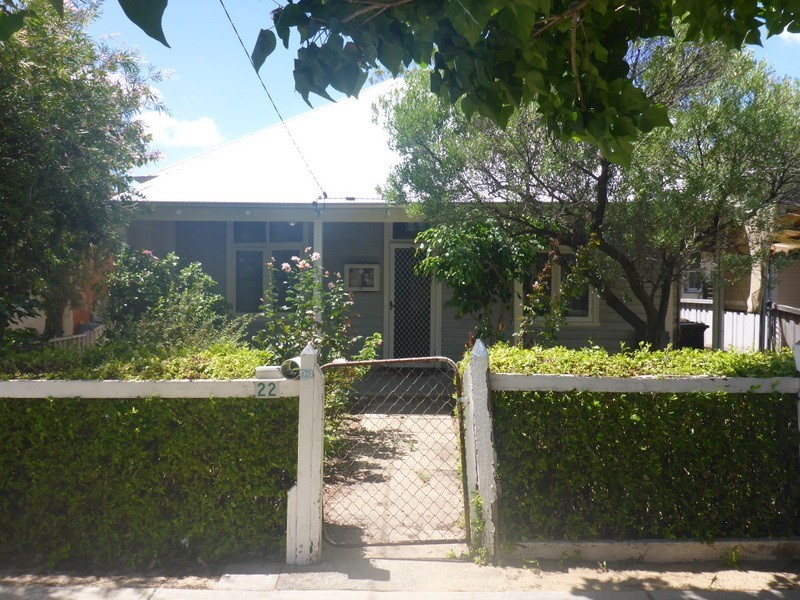 22 Lansdowne Road, Kensington WA 6151