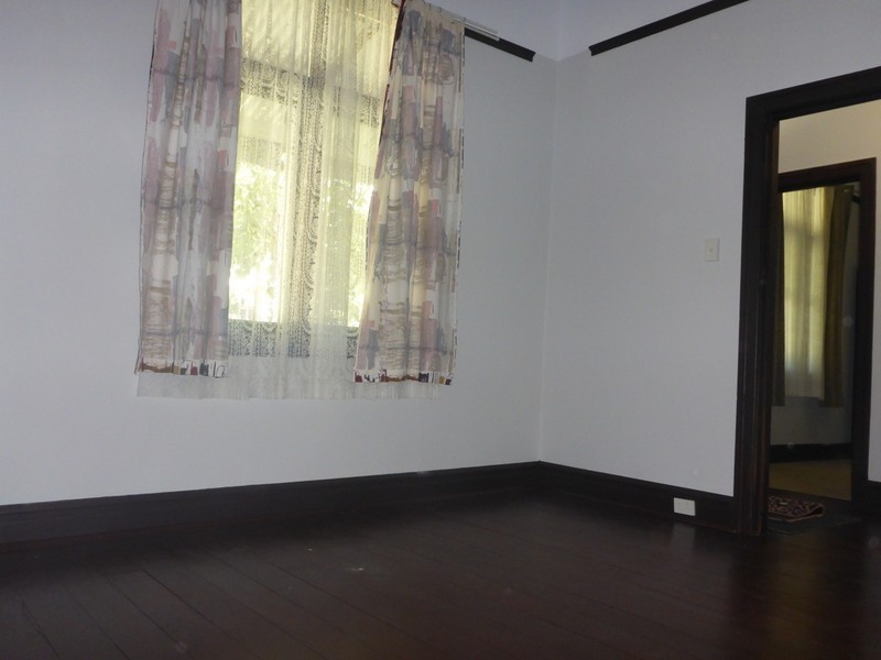 22 Lansdowne Road, Kensington WA 6151