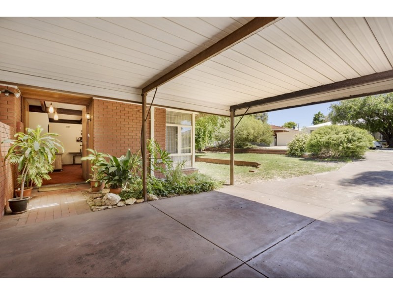 50 Woodlands Street, Woodlands WA 6018