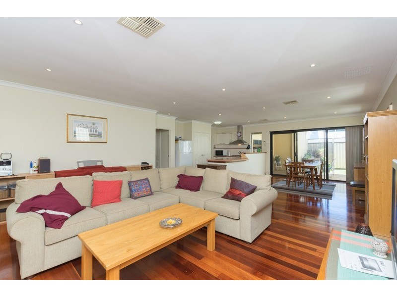 17B Charles Street, Karrinyup WA 6018