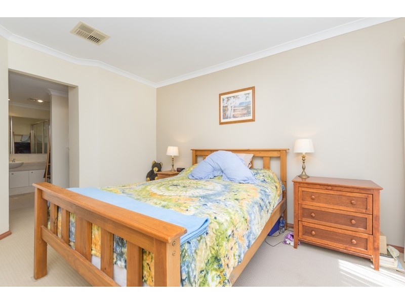 17B Charles Street, Karrinyup WA 6018