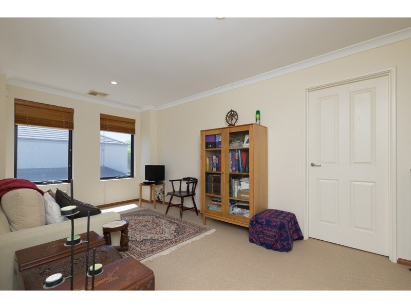 17B Charles Street, Karrinyup WA 6018