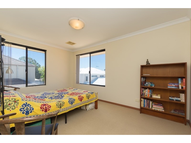 17B Charles Street, Karrinyup WA 6018