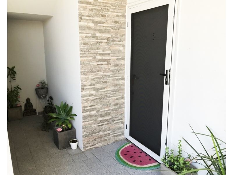 3/18 St Albans Road, Nollamara WA 6061