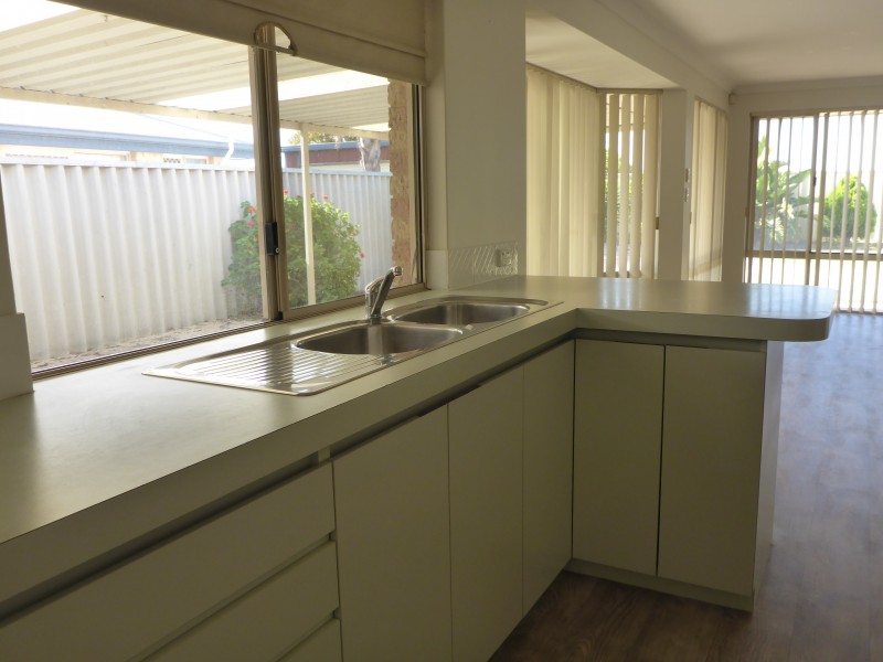 74 St Barnabas Boulevard, Quinns Rocks WA 6030