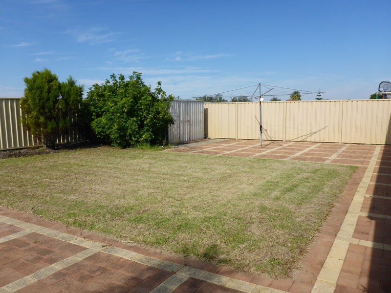 74 St Barnabas Boulevard, Quinns Rocks WA 6030