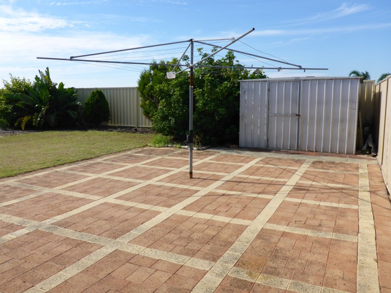 74 St Barnabas Boulevard, Quinns Rocks WA 6030