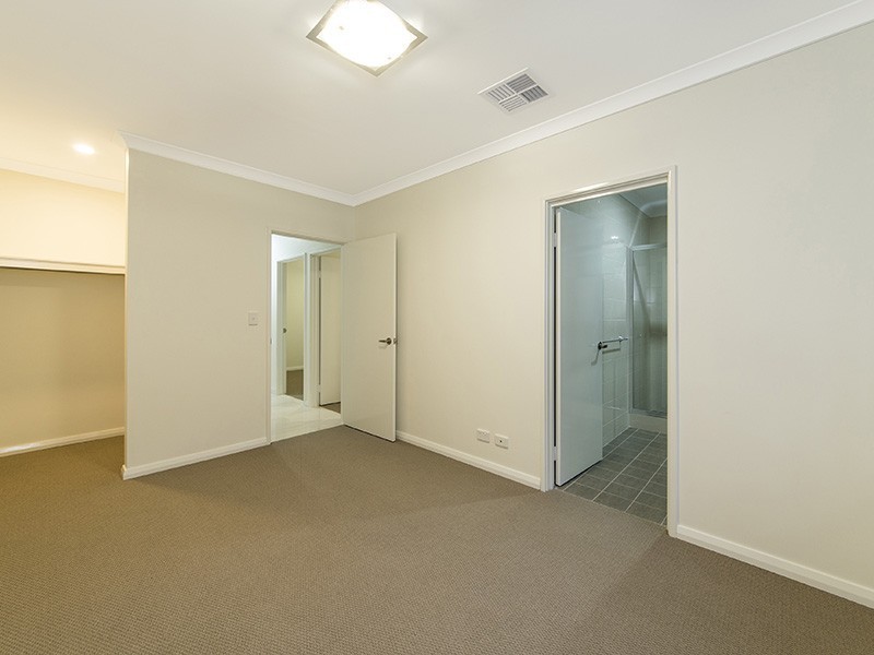 21A Jackson Avenue, Karrinyup WA 6018