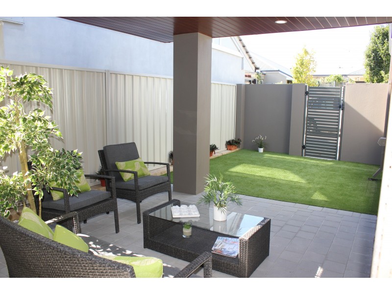 21A Jackson Avenue, Karrinyup WA 6018