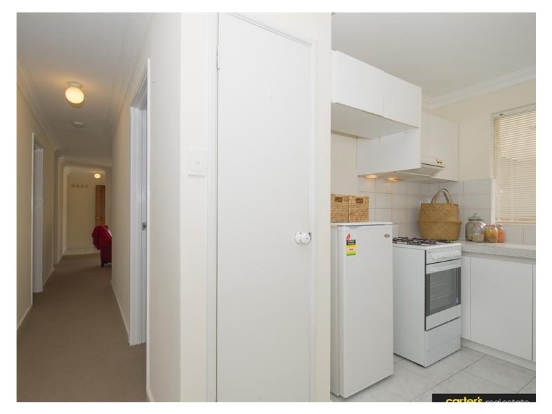 4/4 Roberts Street, Bayswater WA 6053
