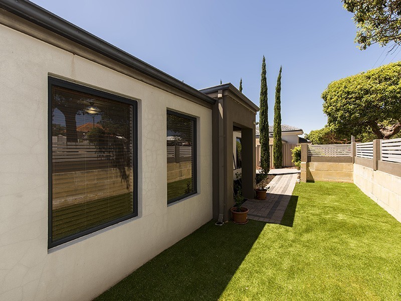 166A Ravenscar Street, Doubleview WA 6018