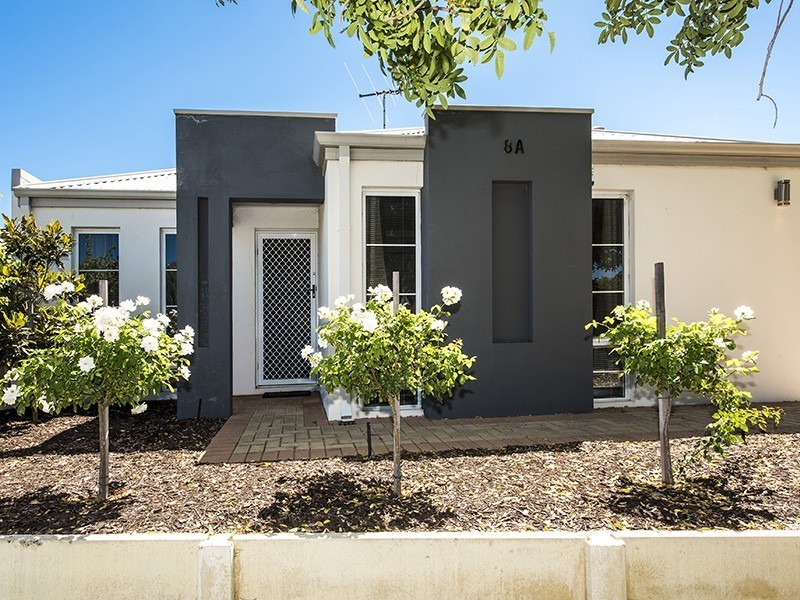 8A Donar Street, Innaloo WA 6018