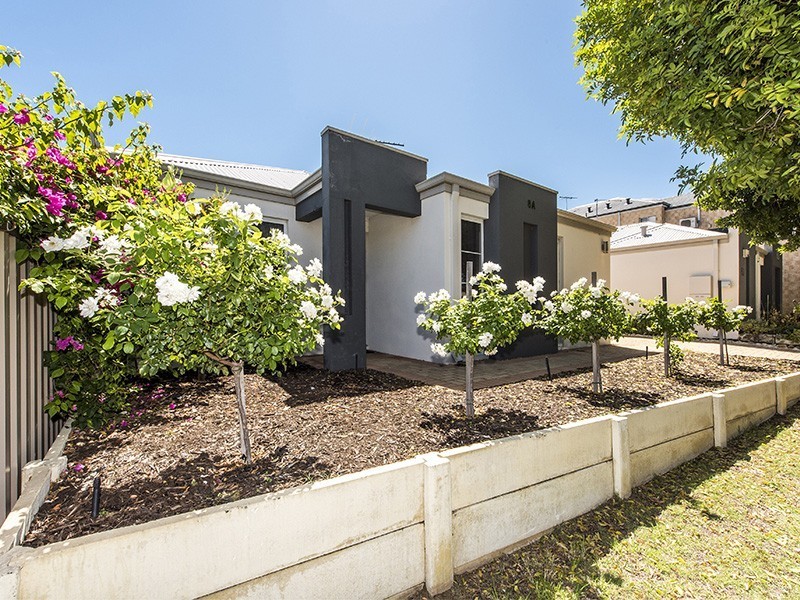 8A Donar Street, Innaloo WA 6018