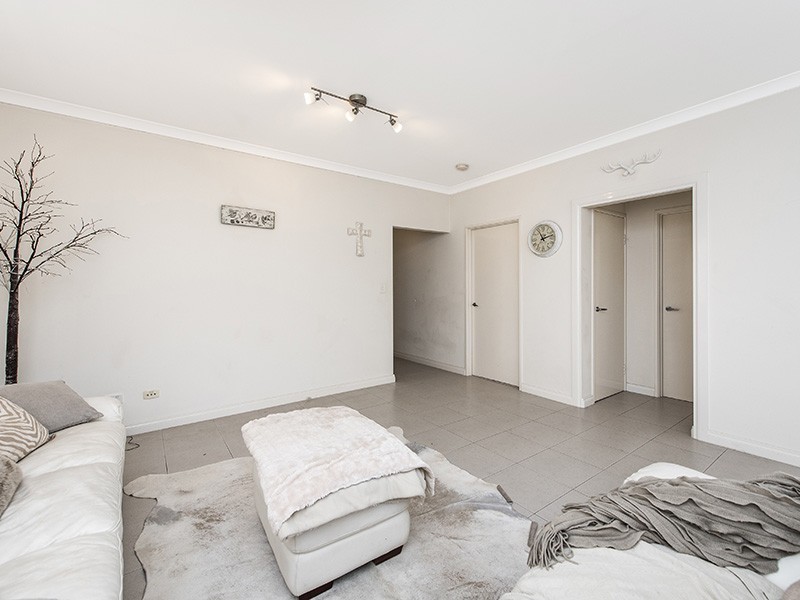 8A Donar Street, Innaloo WA 6018