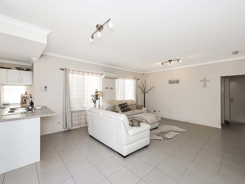 8A Donar Street, Innaloo WA 6018