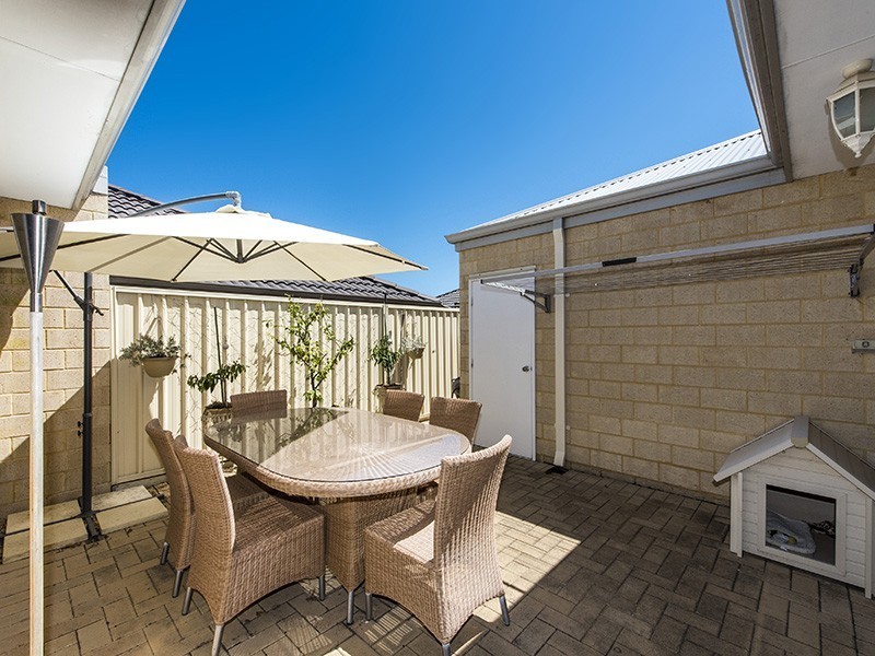 8A Donar Street, Innaloo WA 6018