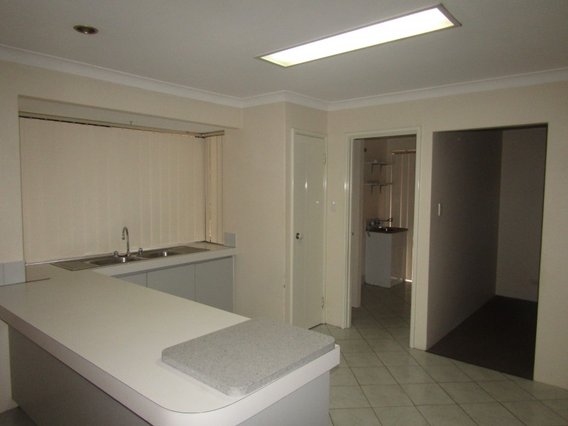 5 Chiverton Place, Beldon WA 6027