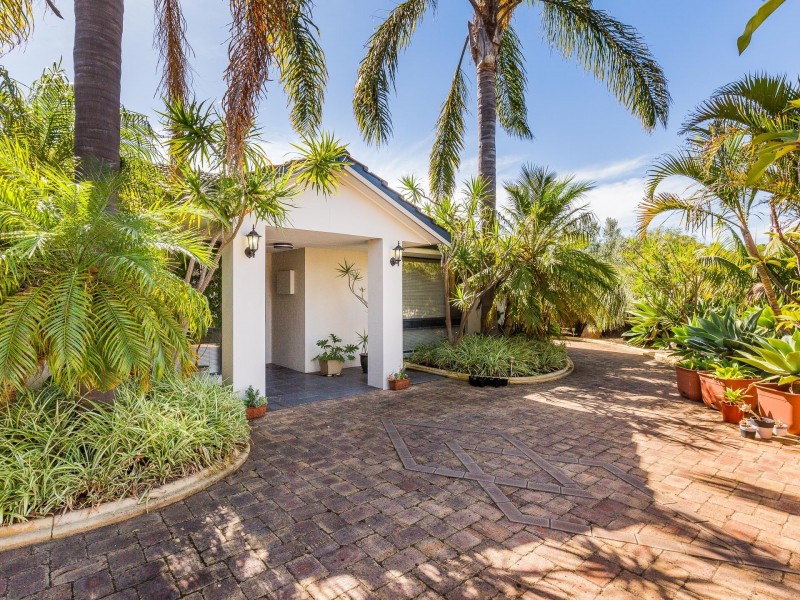 6 Padstow Street, Karrinyup WA 6018