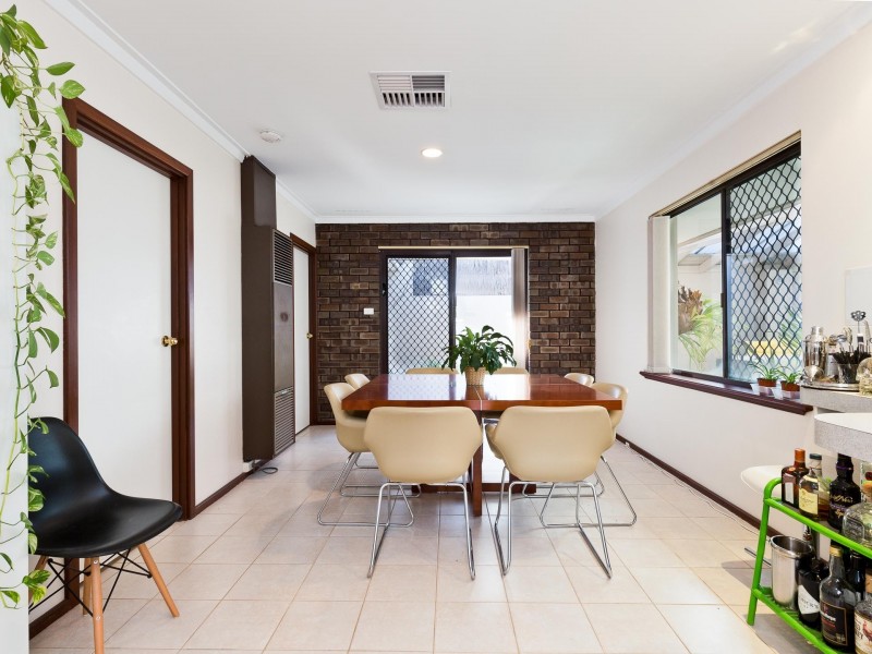 6 Padstow Street, Karrinyup WA 6018