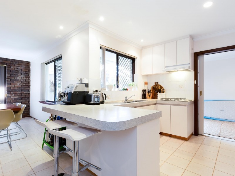 6 Padstow Street, Karrinyup WA 6018