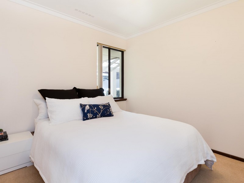 6 Padstow Street, Karrinyup WA 6018