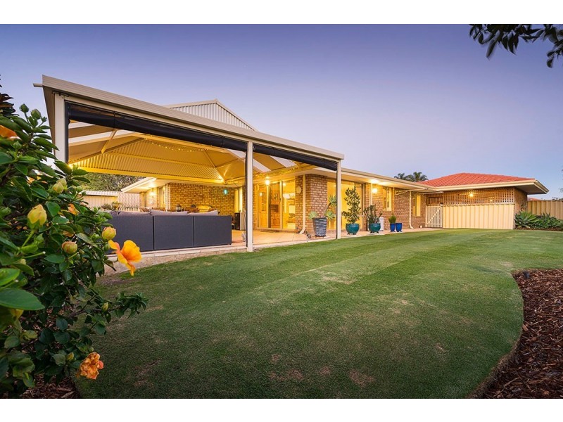 27 Lyell Grove, Woodvale WA 6026