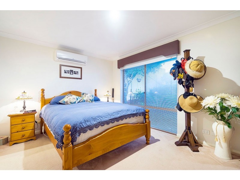 27 Lyell Grove, Woodvale WA 6026