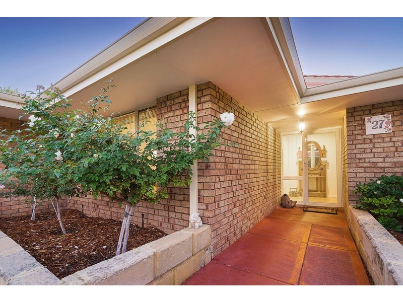 27 Lyell Grove, Woodvale WA 6026