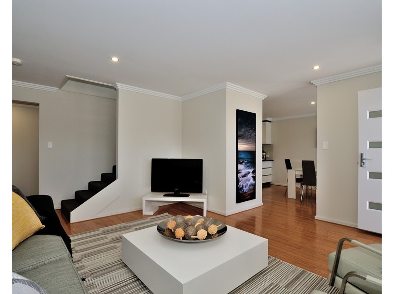 8A Donatti Road, Innaloo WA 6018