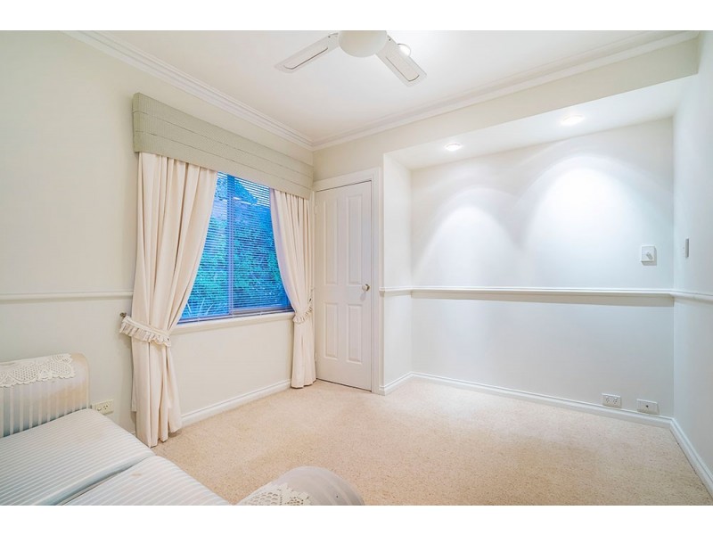 5 Clareville Crescent, Kallaroo WA 6025