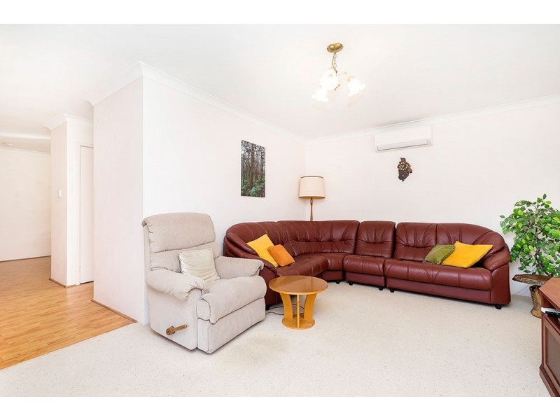 4/125 Grand Promenade, Doubleview WA 6018