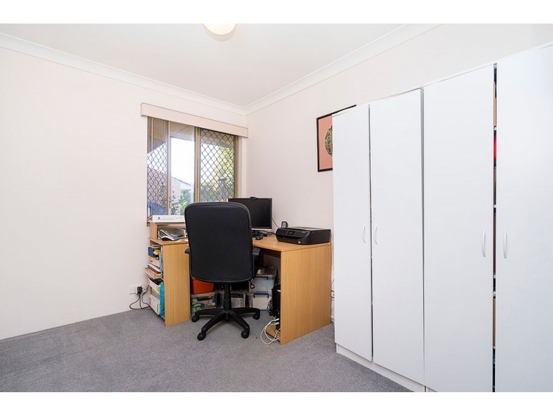 4/125 Grand Promenade, Doubleview WA 6018