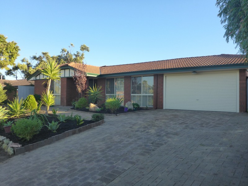 8 Micrometer Place, Mullaloo WA 6027