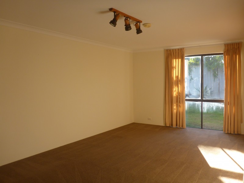 8 Micrometer Place, Mullaloo WA 6027