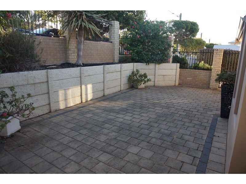 146A Holbeck Street, Doubleview WA 6018