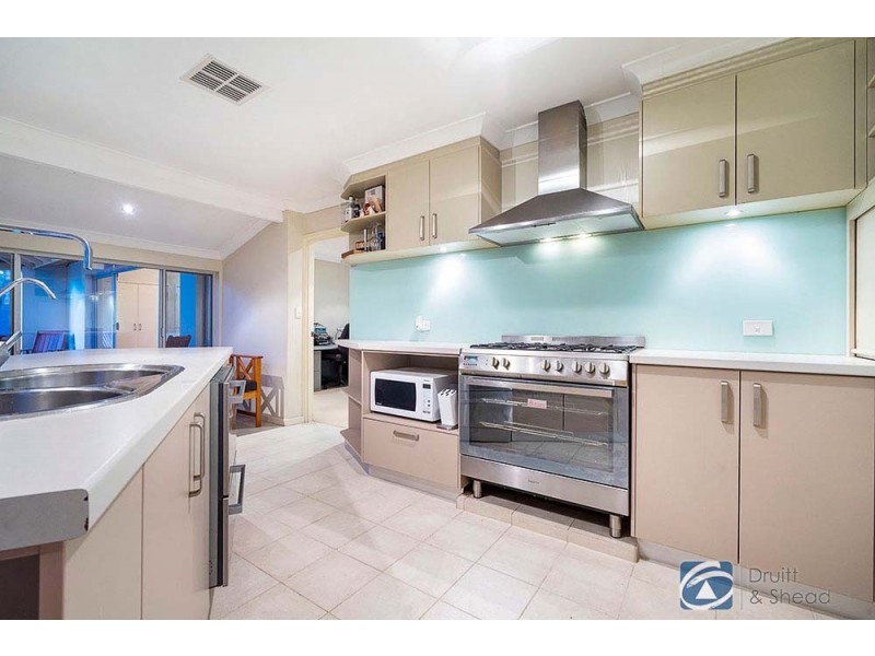 9 Mulligan Drive, Greenwood WA 6024