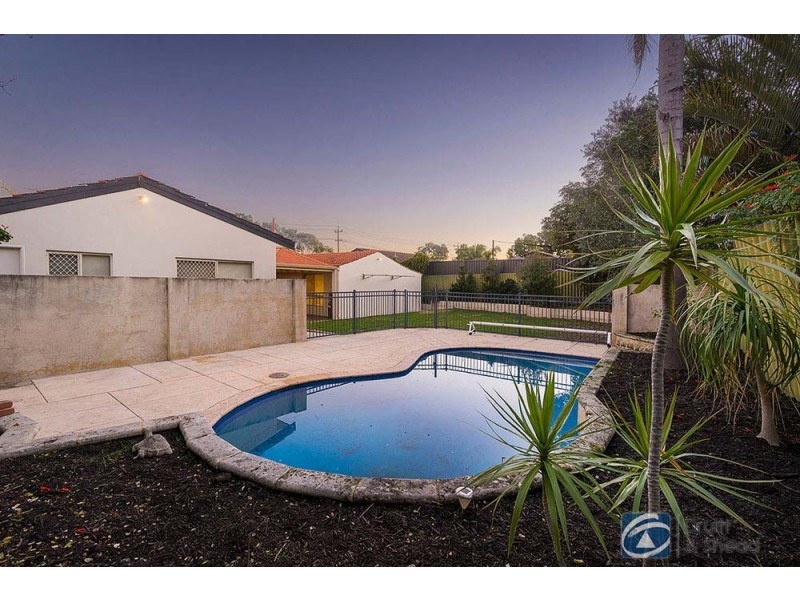 9 Mulligan Drive, Greenwood WA 6024