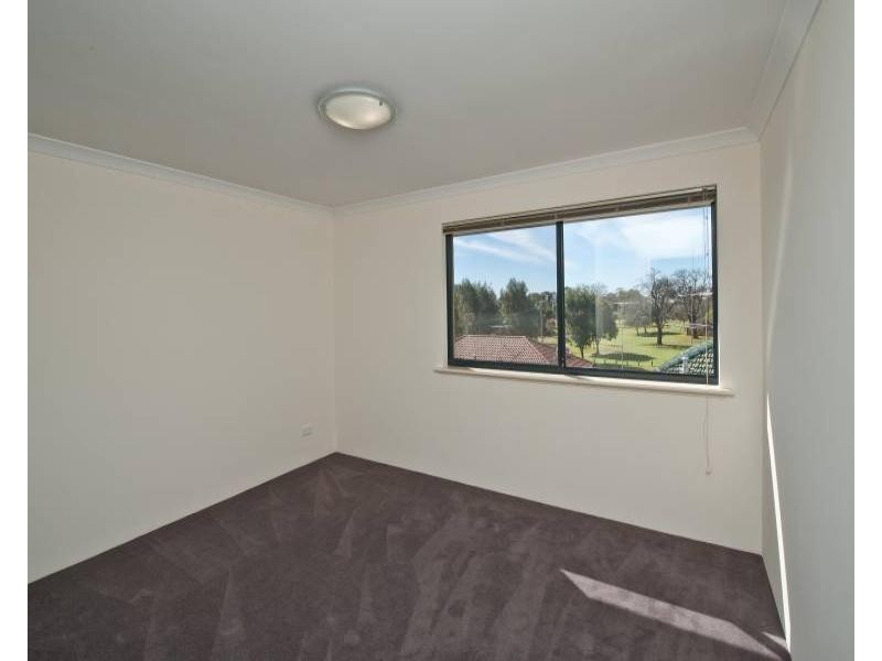 14 Knave Lane, Innaloo WA 6018