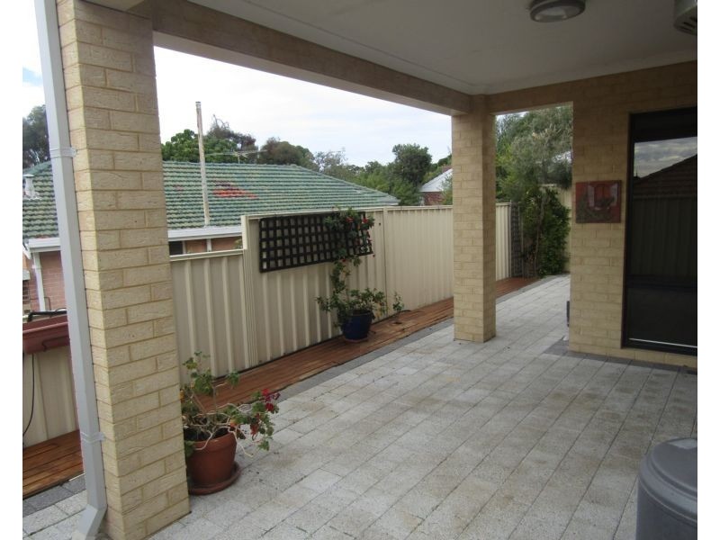 14 Knave Lane, Innaloo WA 6018