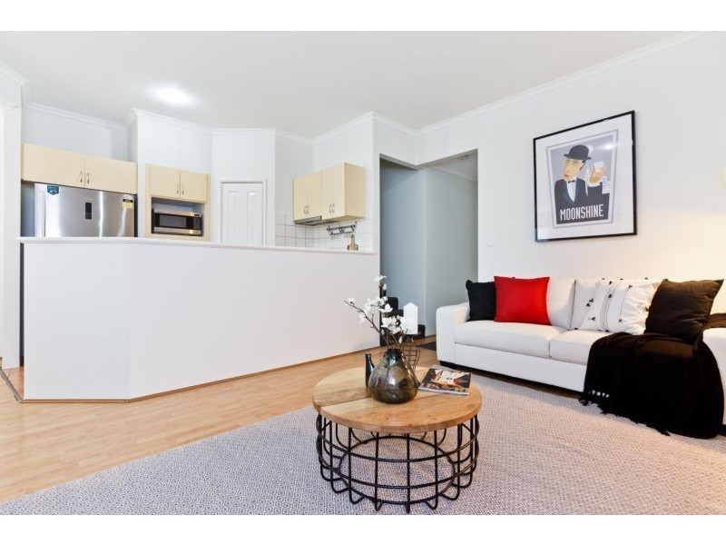 5/10 Leila Street, Cannington WA 6107