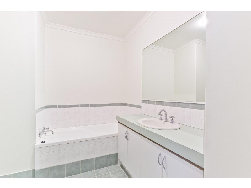 5/10 Leila Street, Cannington WA 6107