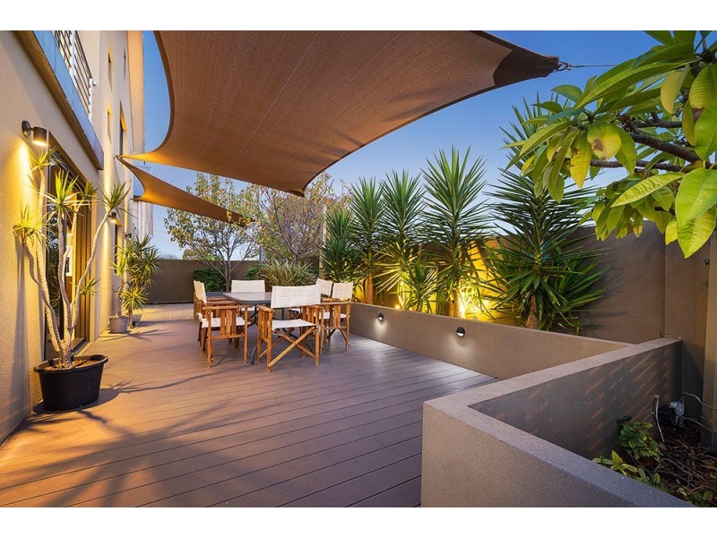 114 Sackville Tce, Doubleview WA 6018