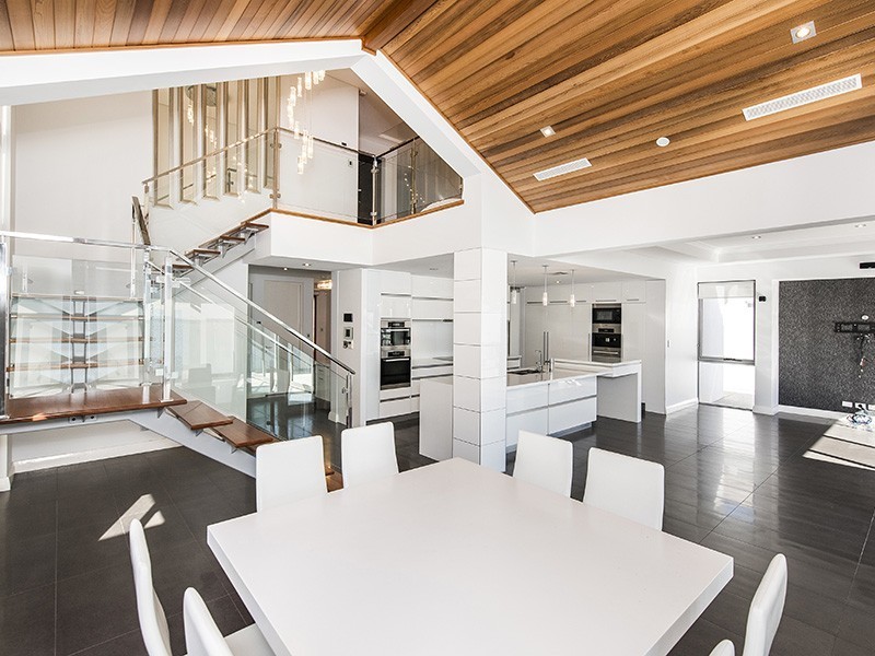 18 Tivoli Drive, Stirling WA 6021