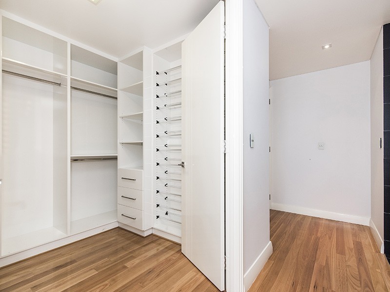 18 Tivoli Drive, Stirling WA 6021