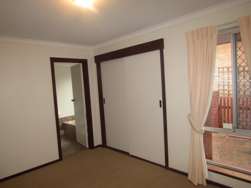 19 Treswell Court, Karrinyup WA 6018