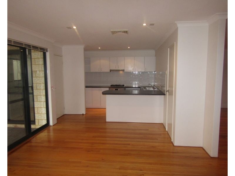 14B Ambrose Street, Innaloo WA 6018