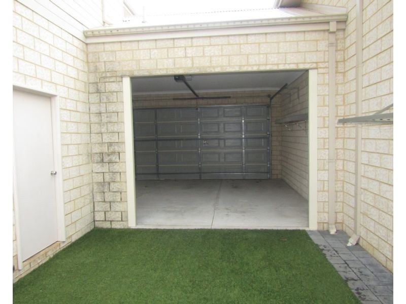 14B Ambrose Street, Innaloo WA 6018