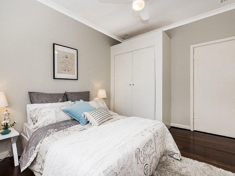 182 Ravenscar Street, Doubleview WA 6018