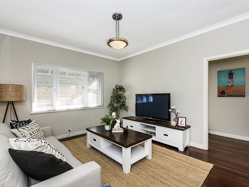 182 Ravenscar Street, Doubleview WA 6018