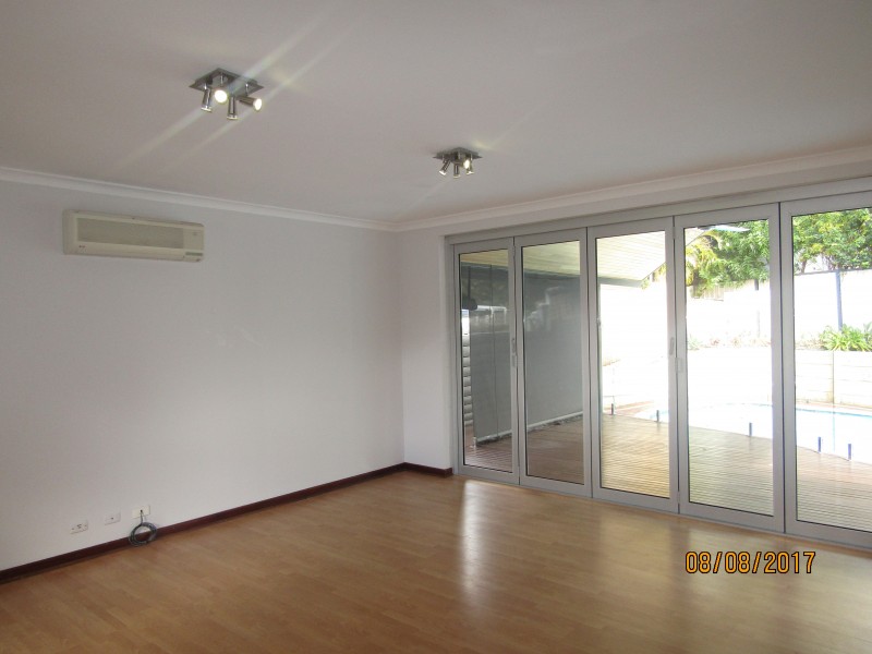 21 Carrick Street, Woodlands WA 6018